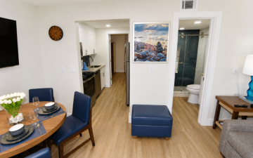 One Bedroom Poolside (renovated)