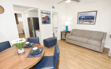 One Bedroom Poolside (renovated)
