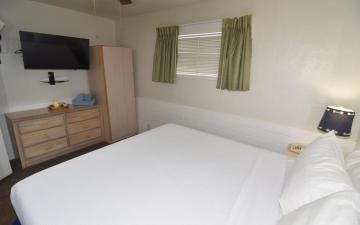 One Bedroom Poolside